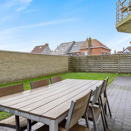 Luxury Apartment With Garden Close To The Beach Oostende Ngoại thất bức ảnh
