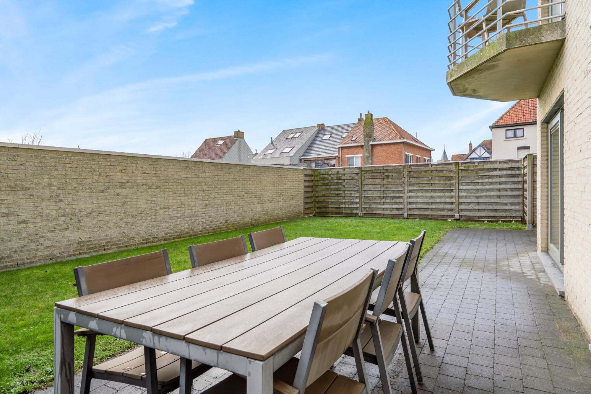 Luxury Apartment With Garden Close To The Beach Oostende Ngoại thất bức ảnh